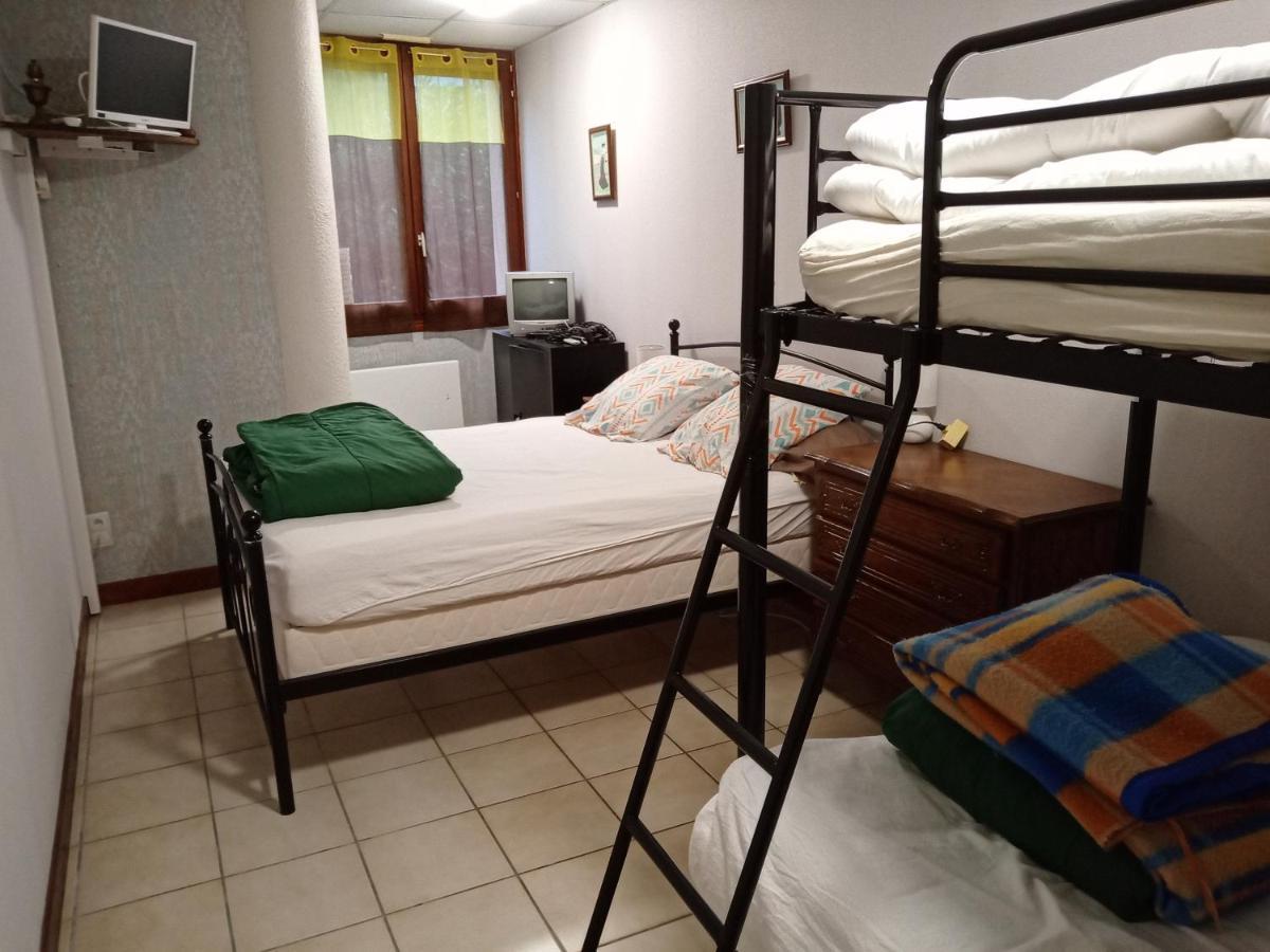 Lafayette Apartment *