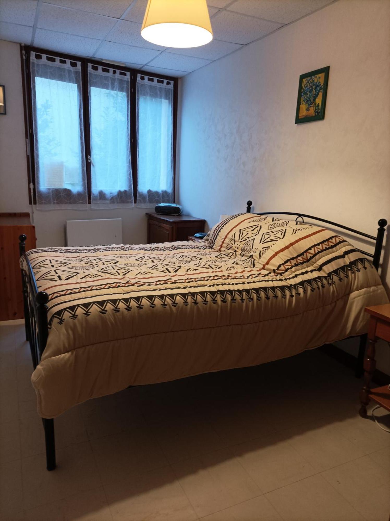 Lafayette Apartment *