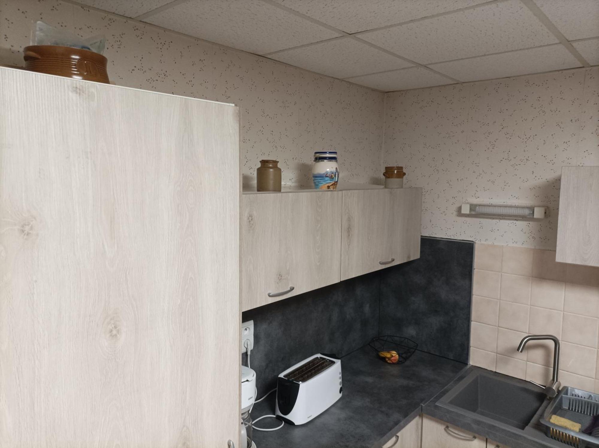 Lafayette Apartment *